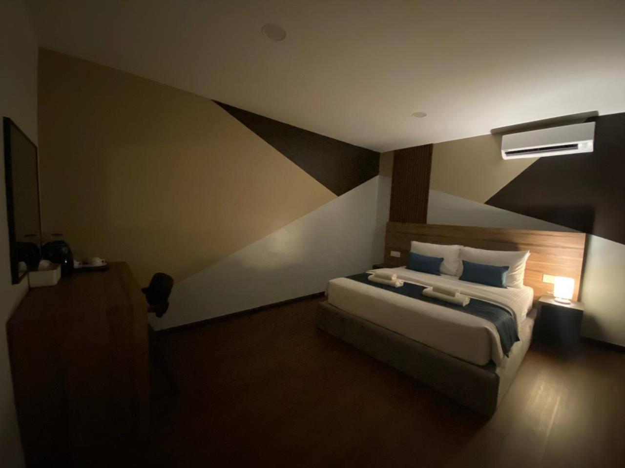 Assalam Hotel Кота-Бару Экстерьер фото