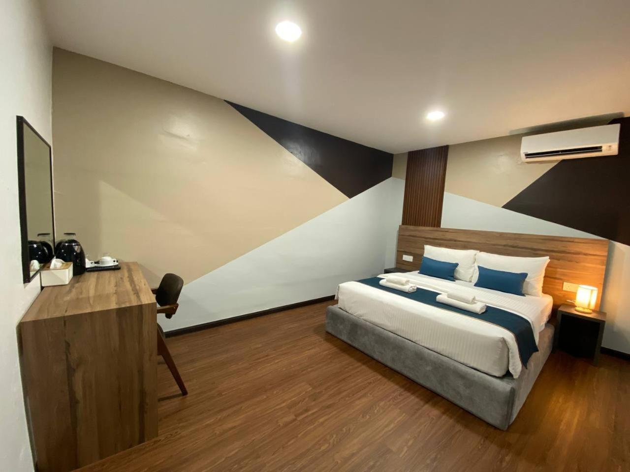 Assalam Hotel Кота-Бару Экстерьер фото