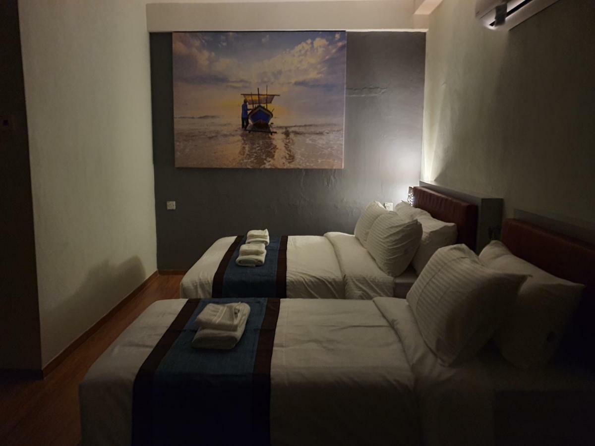Assalam Hotel Кота-Бару Экстерьер фото