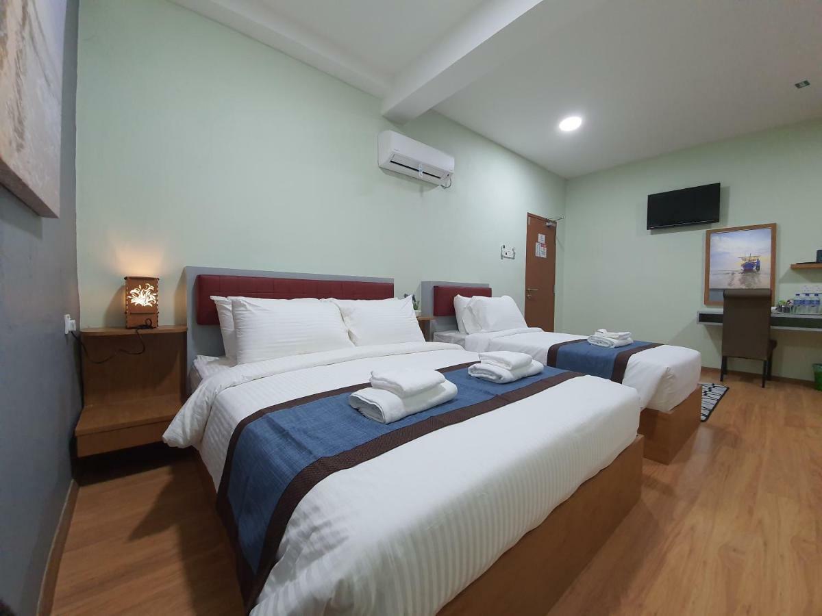 Assalam Hotel Кота-Бару Экстерьер фото